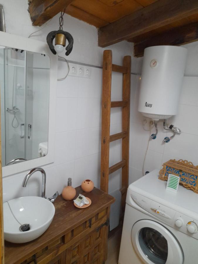 טורדסיאס Habitacion Rustica Independiente Con Todas Las Comodidades, Sofacama Y Ventilador מראה חיצוני תמונה