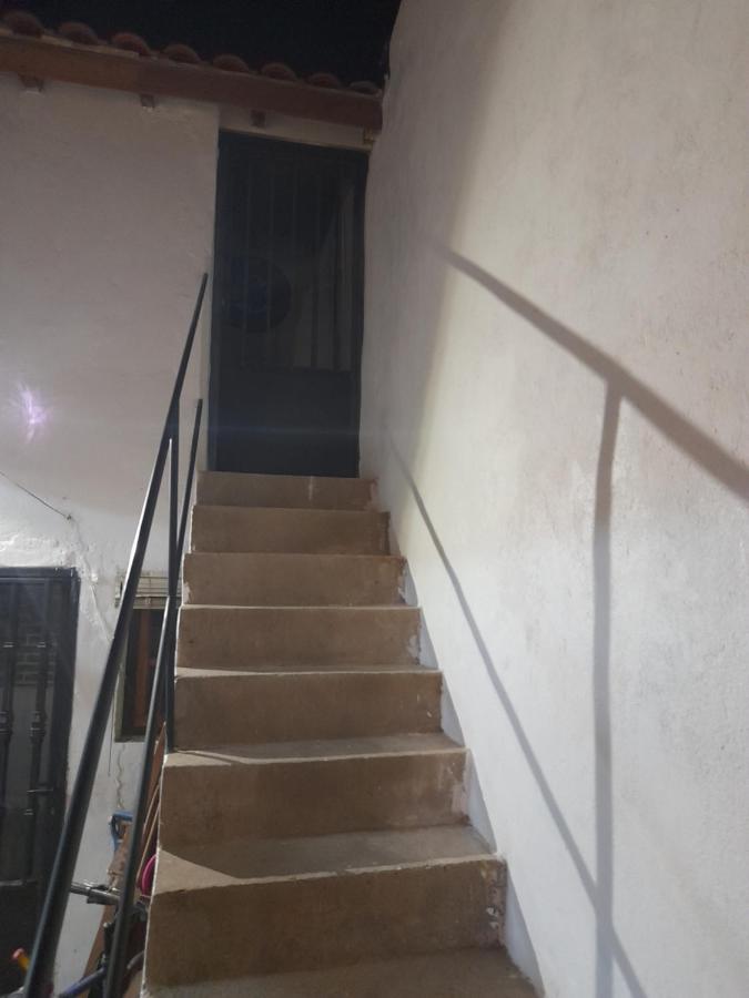 טורדסיאס Habitacion Rustica Independiente Con Todas Las Comodidades, Sofacama Y Ventilador מראה חיצוני תמונה
